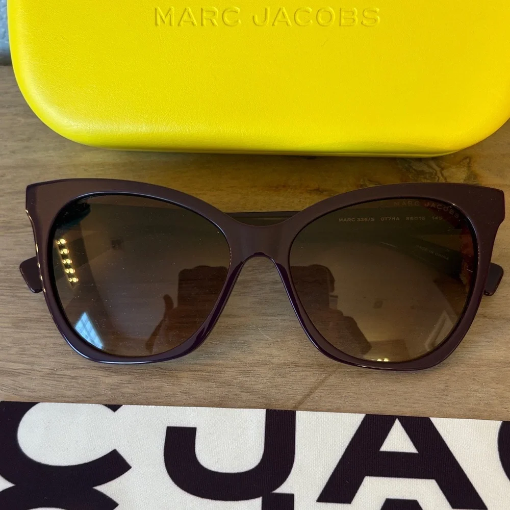 Marc Jacobs Dark purple Cat-Eye Sunglasses